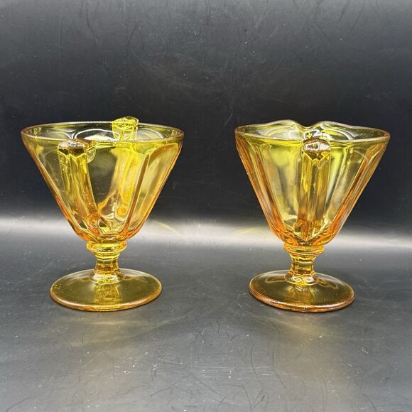 Westmoreland Amber creamer and sugar dish - Picture 3 of 9